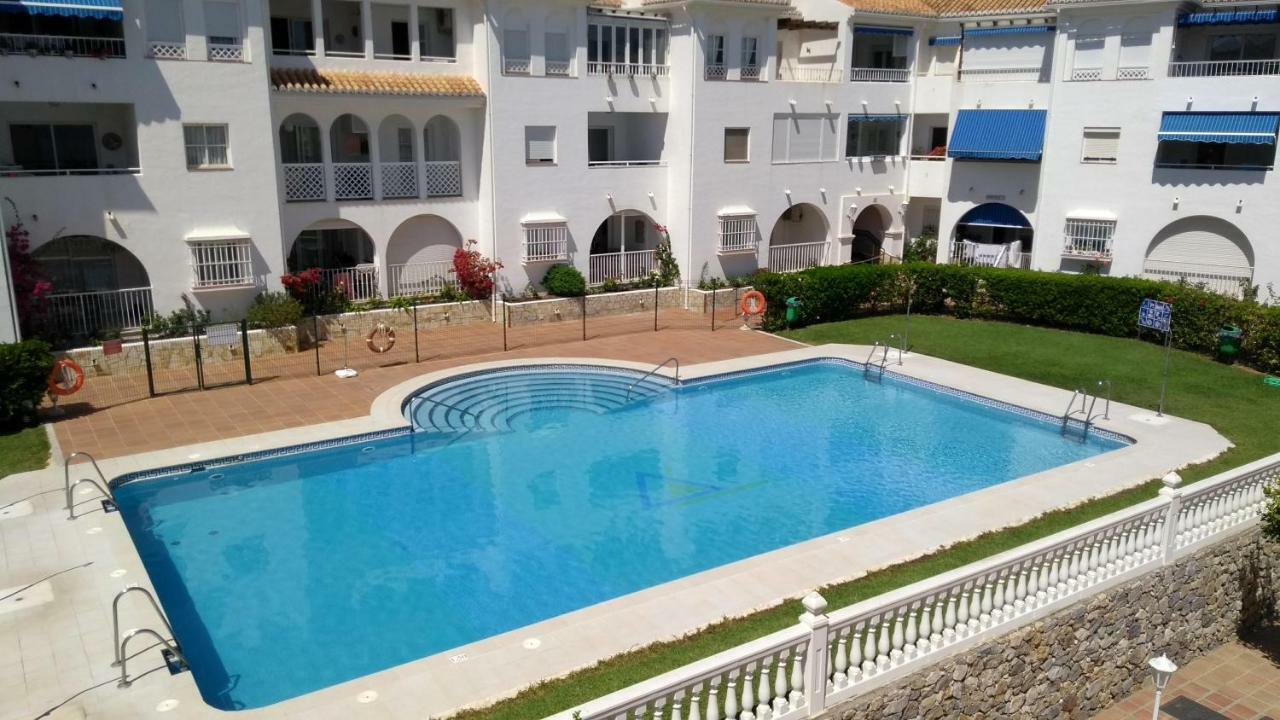 Solymar Apartment *